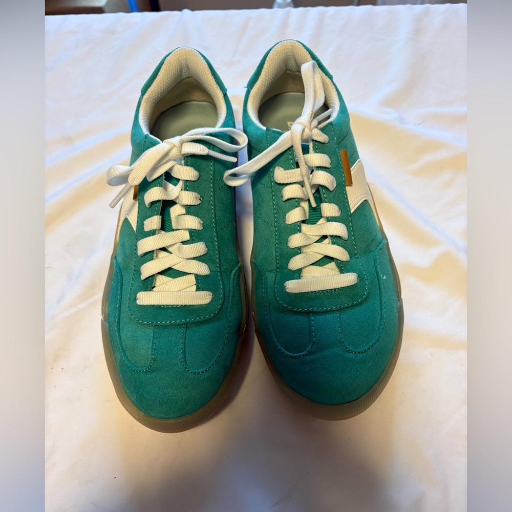 Dr. Scholl's Teal Green and White Athletic Sneakers